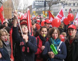 Heidenheimer Jusos auf der DGB Demo in Stuttgart